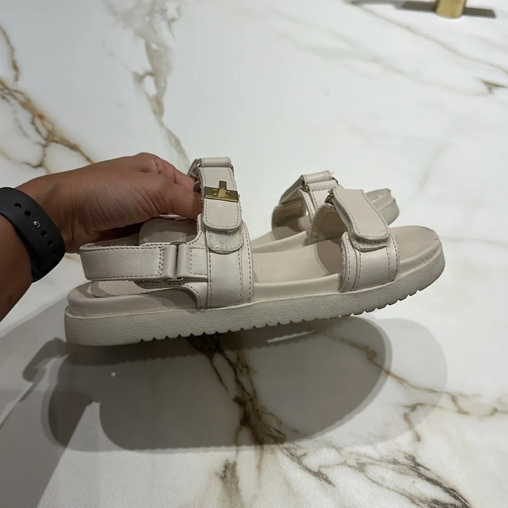 Steve Madden Cream Sandals